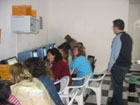 Imagen de los monitores y alumnos del taller en el transcurso del mismo