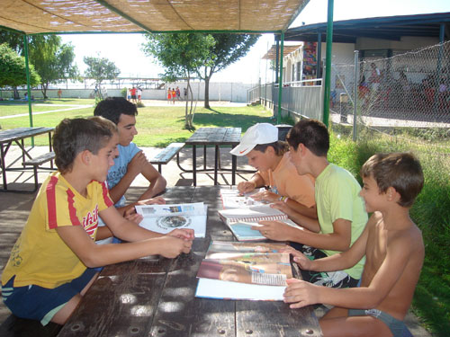 Fotos de la Biblioteca en la Piscina Municipal de Talarrubias