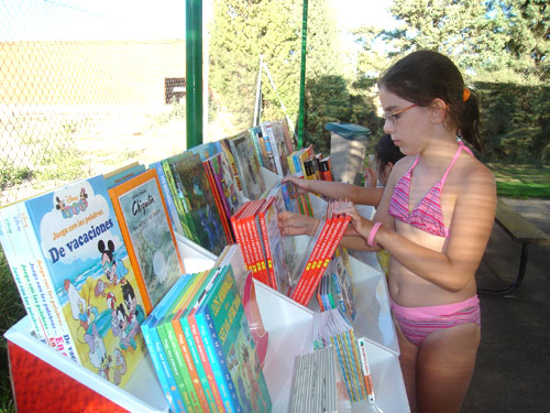 Fotos de la Biblioteca en la Piscina Municipal de Talarrubias