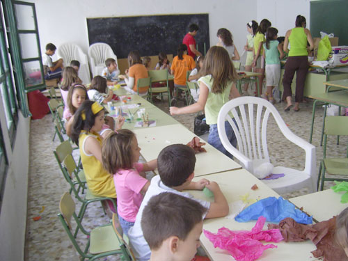 Foto de los talleres realizados en Baterno, haga clic en la imagen para ampliar