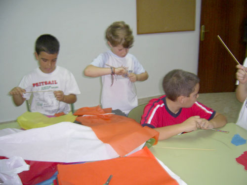 Foto de los talleres realizados en Esparragosa de Lares, haga clic en la imagen para ampliar