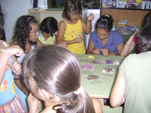 Foto de los talleres realizados en Esparragosa de Lares, haga clic en la imagen para ampliar