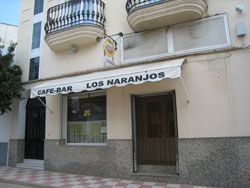 Fachada del local Fachada del local